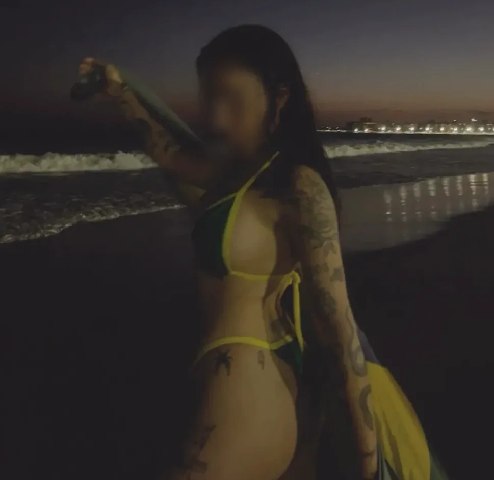 Alma, 28