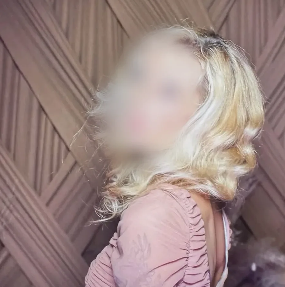 Christina, 31