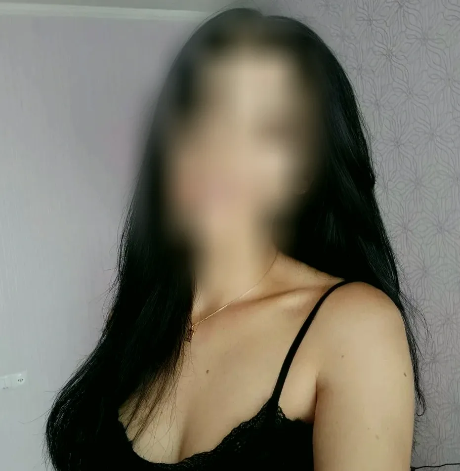 Jasmine, 29