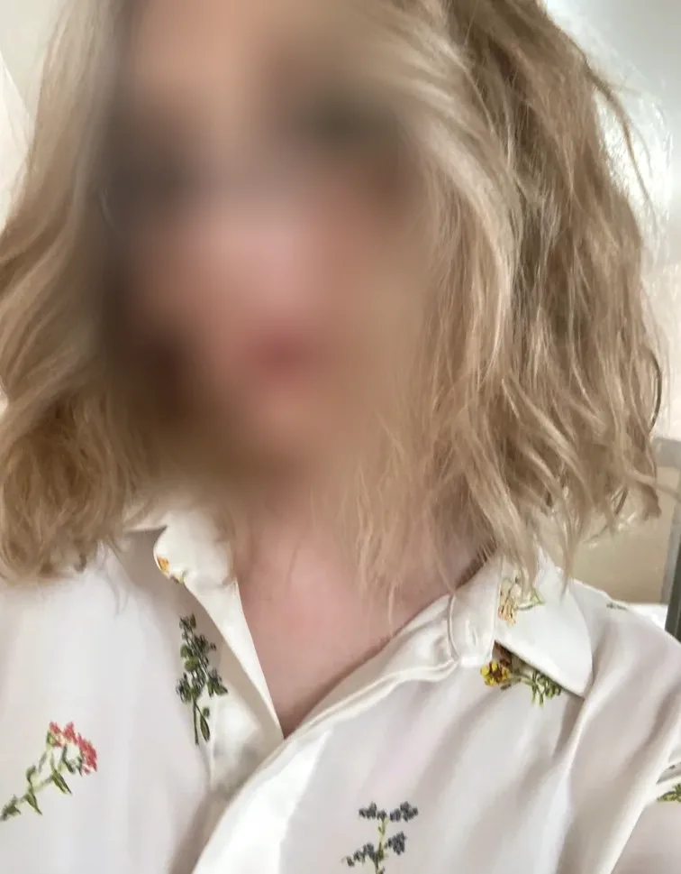 Milica, 33