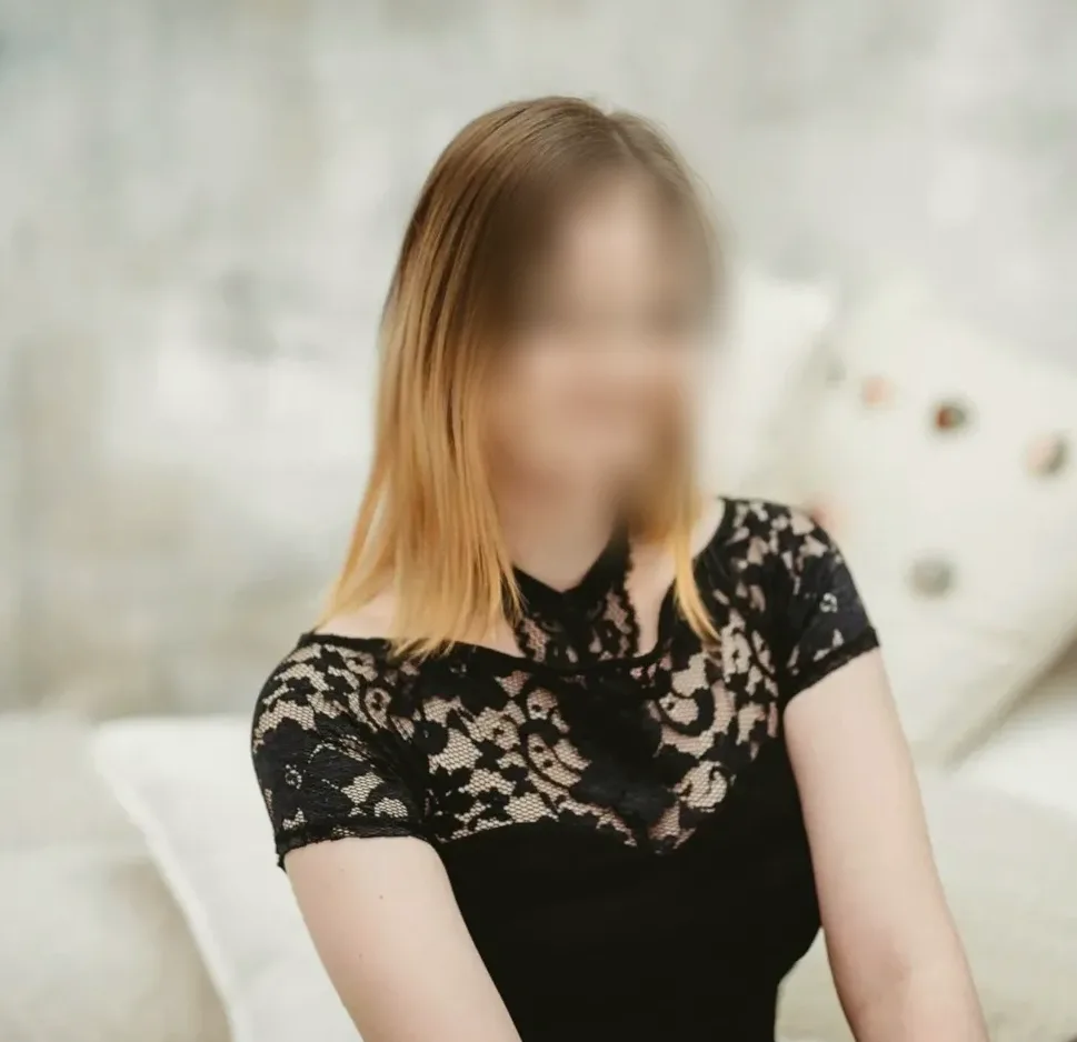 Petra, 24